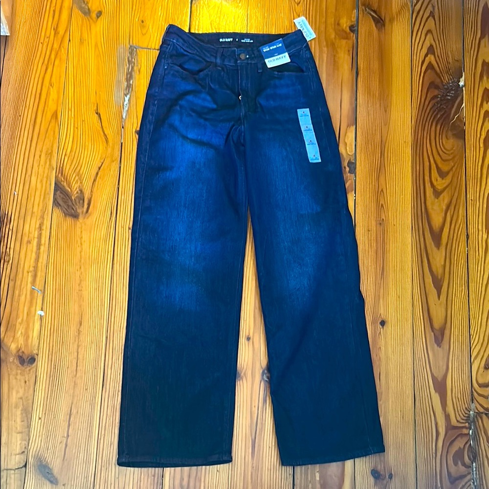 Old Navy women’s Deep Indigo Relaxed Jeans